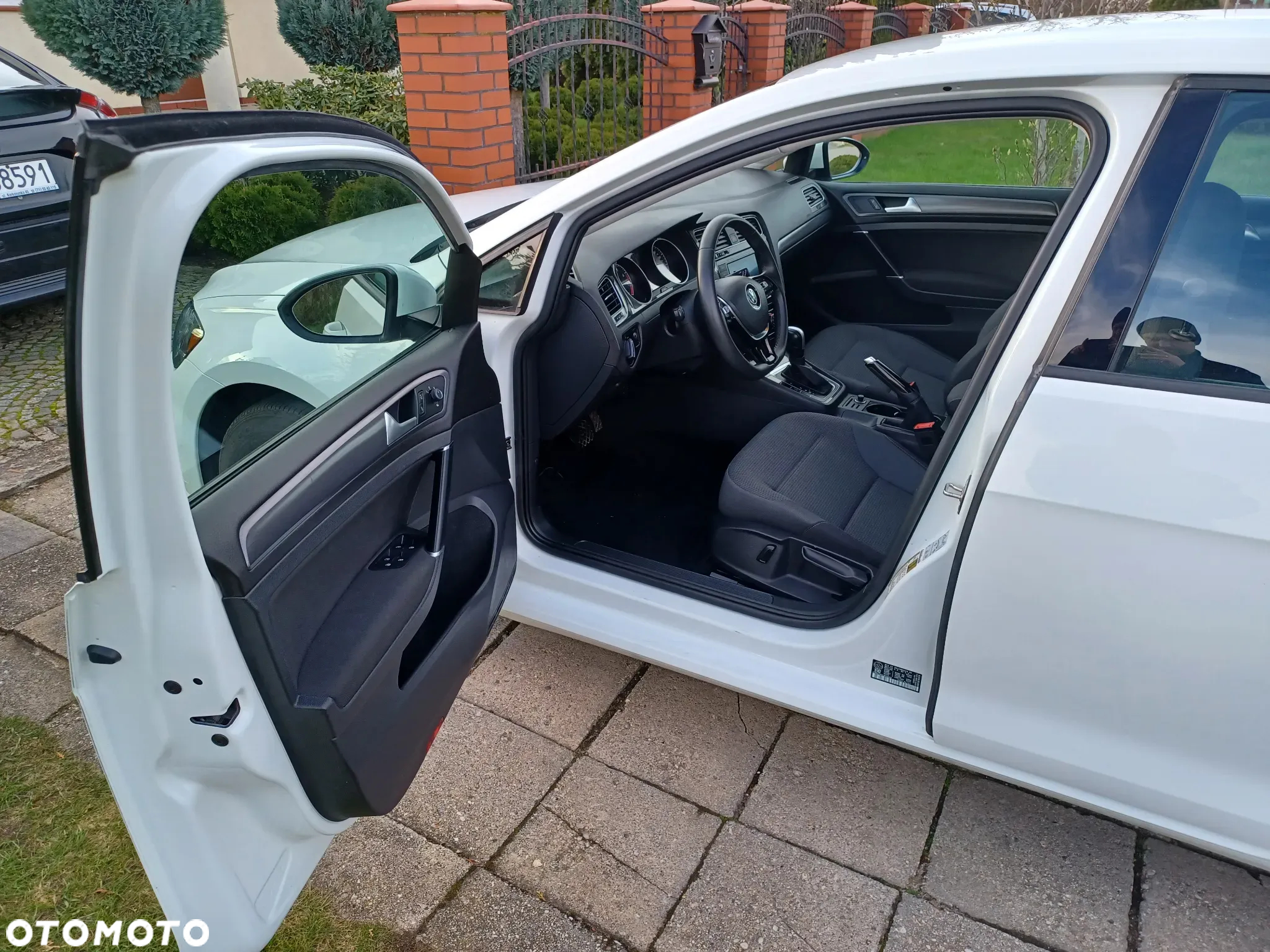 Volkswagen Golf 1.4 TSI ACT BlueMotion Technology DSG Comfortline - 9