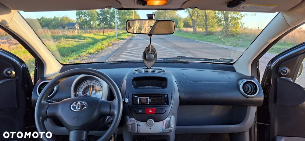 Toyota Aygo - 7