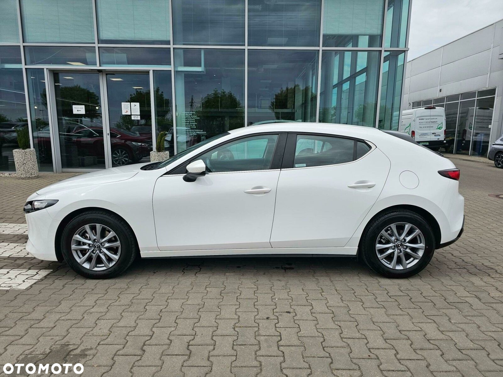 Mazda 3 - 5