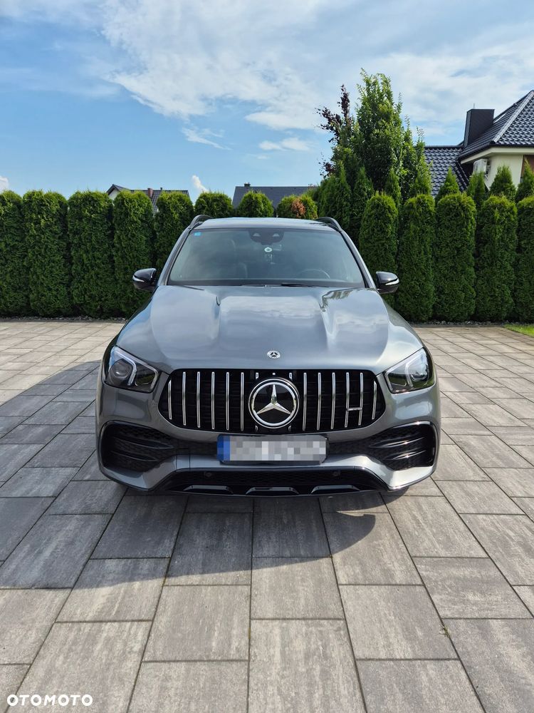 Mercedes-Benz GLE - 1