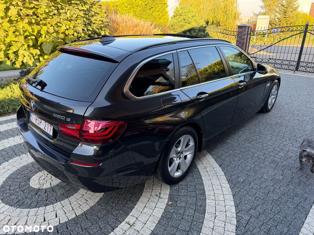 BMW Seria 5 520d Touring Blue Performance - 8