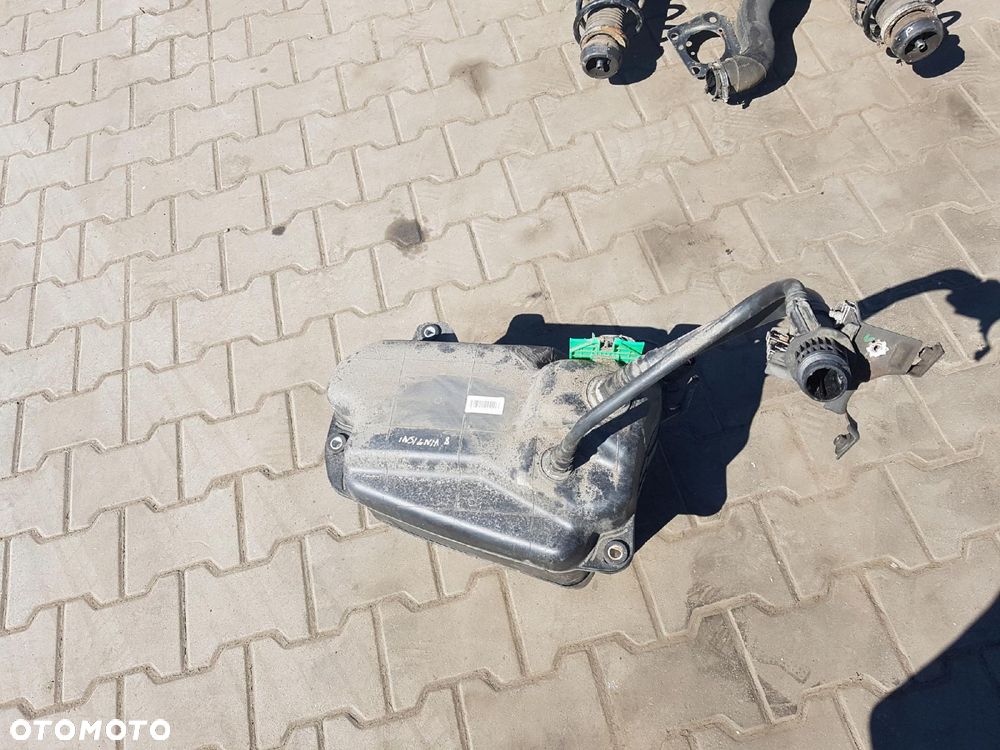 OPEL INSIGNIA B 17-22r 2.0 CDTI ZBIORNIK ZBIORNICZEK ADBLUE POMPKA - 1