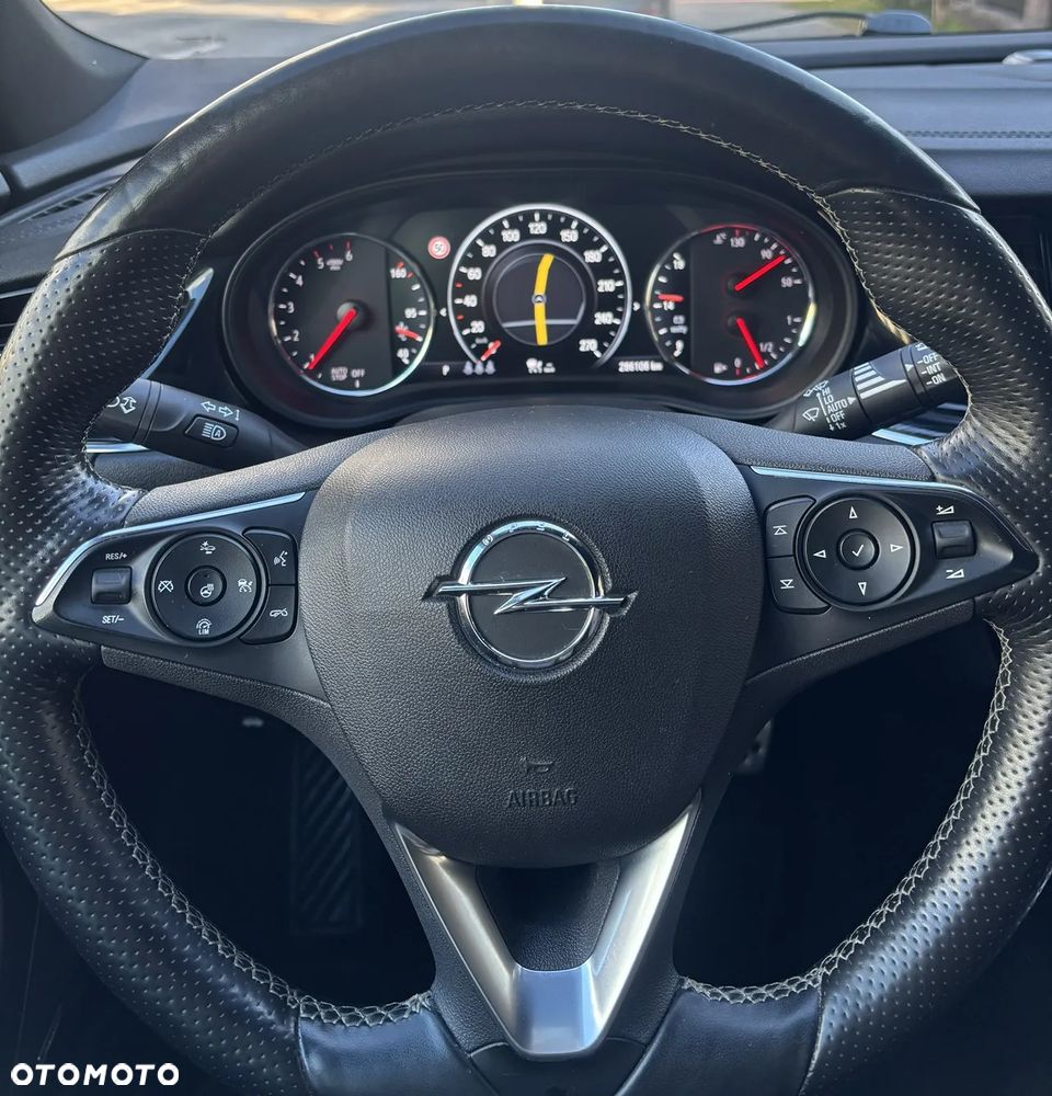 Opel Insignia 2.0 CDTI 4x4 Ultimate S&S - 11