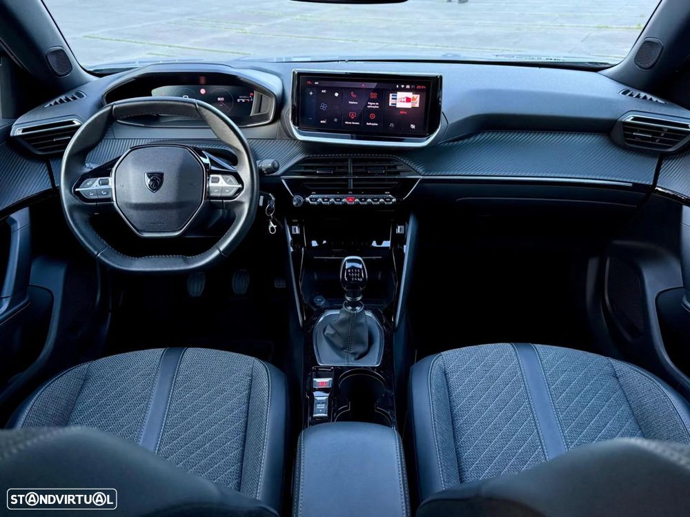 Peugeot 2008 - 31
