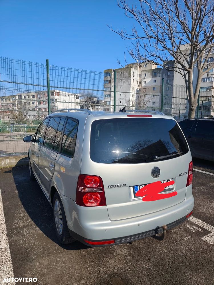 Volkswagen Touran 2.0 TDI DSG United - 2