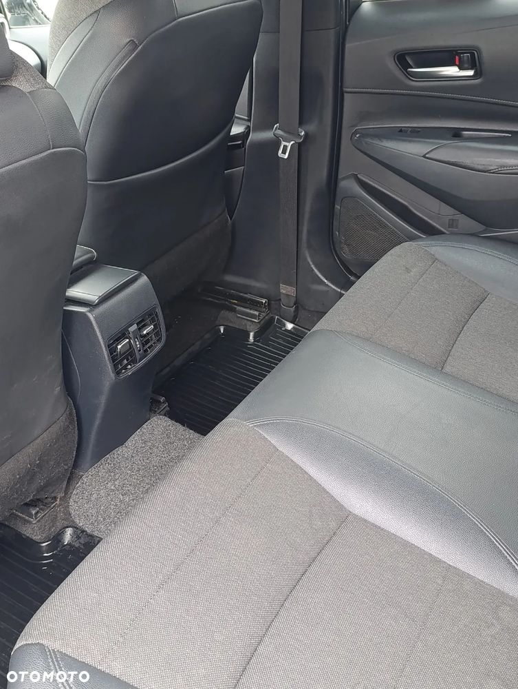 Toyota Corolla 1.8 Hybrid Comfort - 7