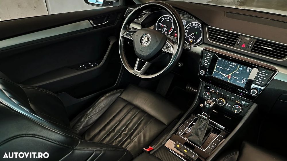 Skoda Superb 1.6 TDI DSG Ambition - 36