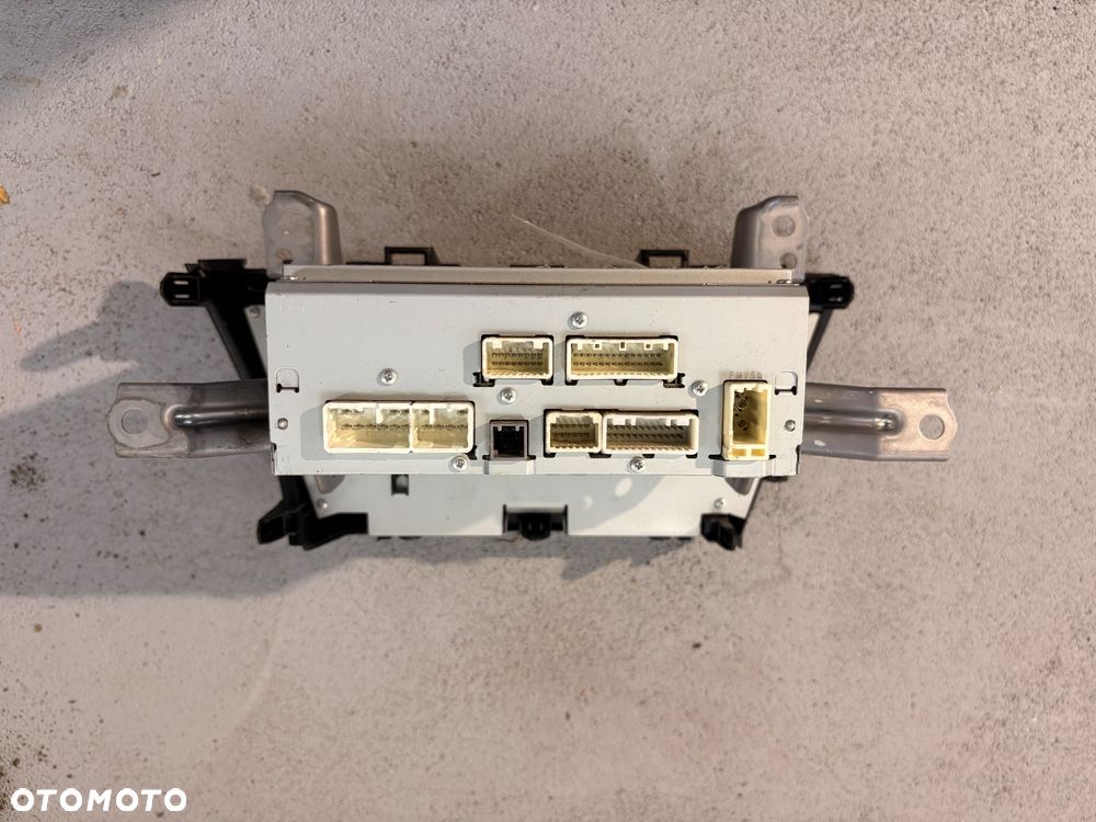 Radio Navigacja Toyota Prius Plus - 2