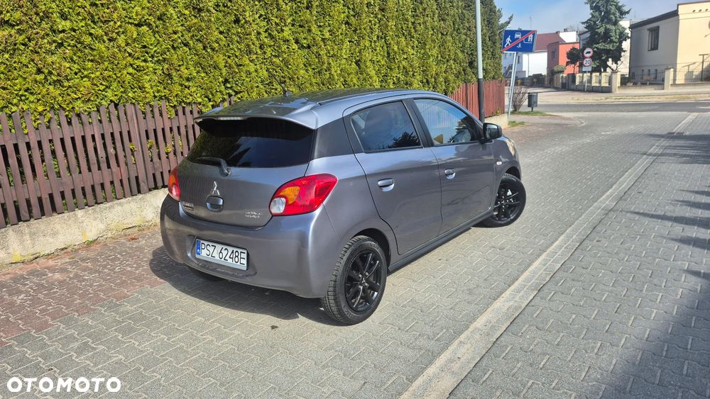 Mitsubishi Space Star 1.2 Intense - 32