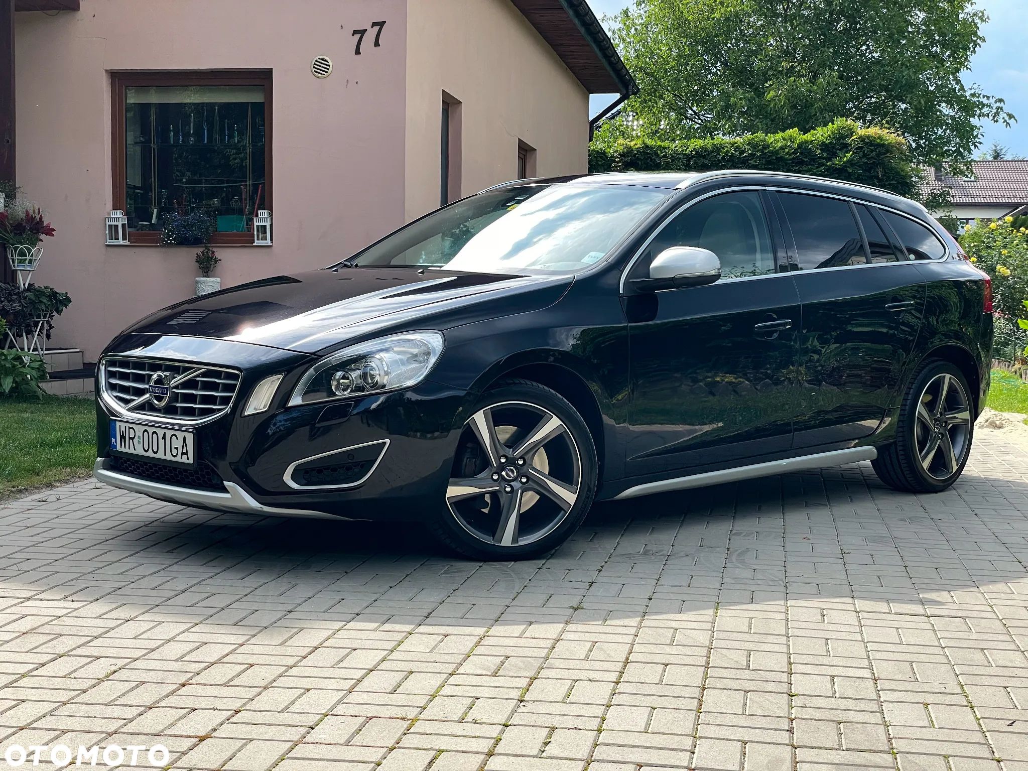 Volvo V60 D5 AWD - 1