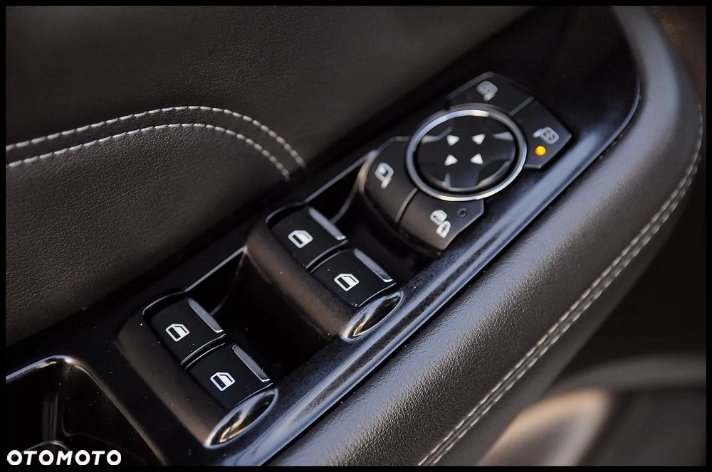 Ford S-Max - 28