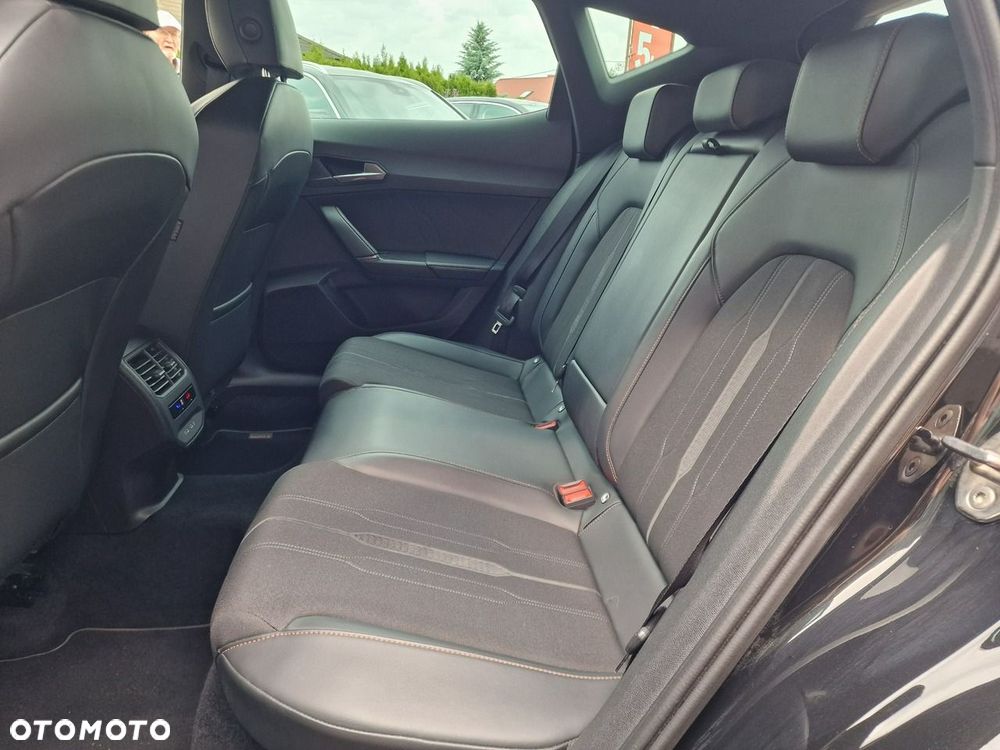Cupra Formentor 1.4 e-Hybrid DSG - 22