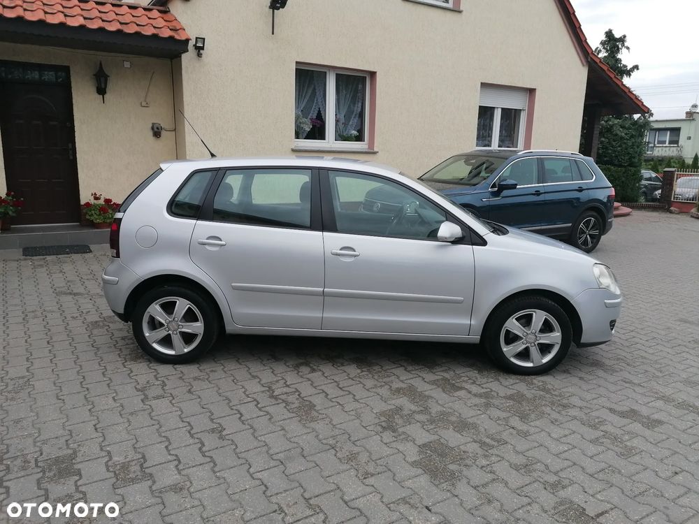 Volkswagen Polo - 9