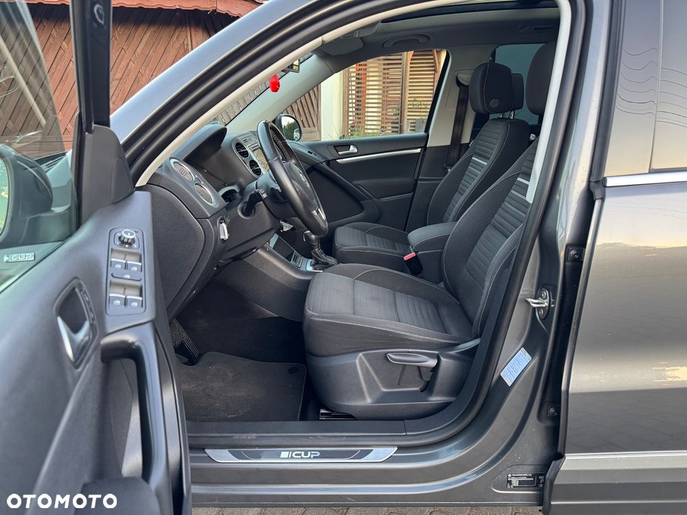 Volkswagen Tiguan 2.0 TDI DPF 4Motion BlueMotion Technology DSG Cup Sport & Style - 16