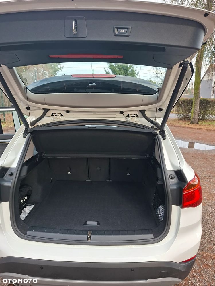 BMW X1 sDrive18d Advantage - 20