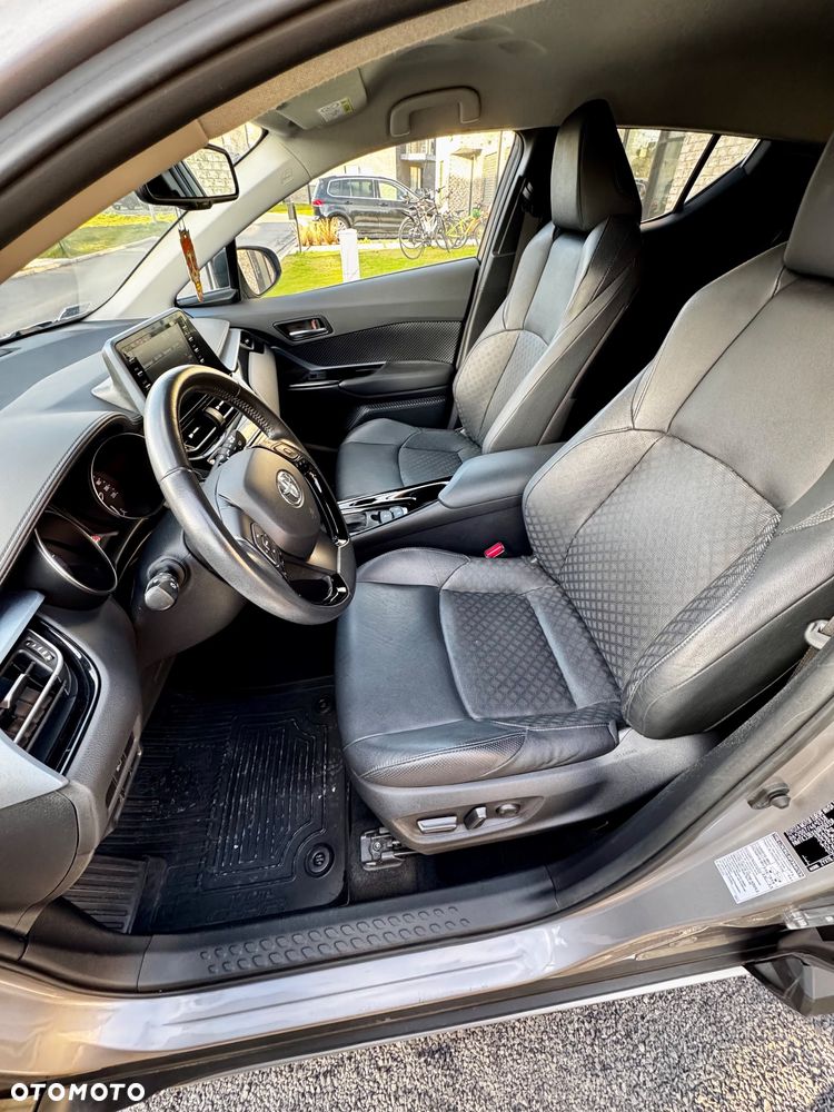 Toyota C-HR 1.8 Hybrid Executive - 13