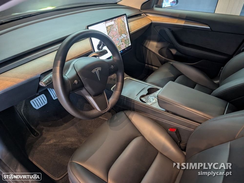 Tesla Model 3 - 6