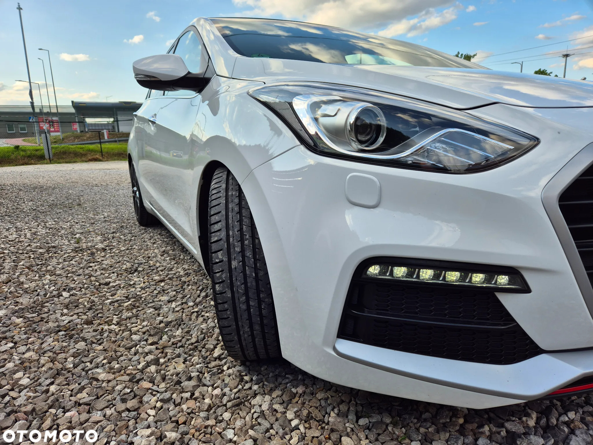 Hyundai i30 1.6 T GDI Turbo - 12