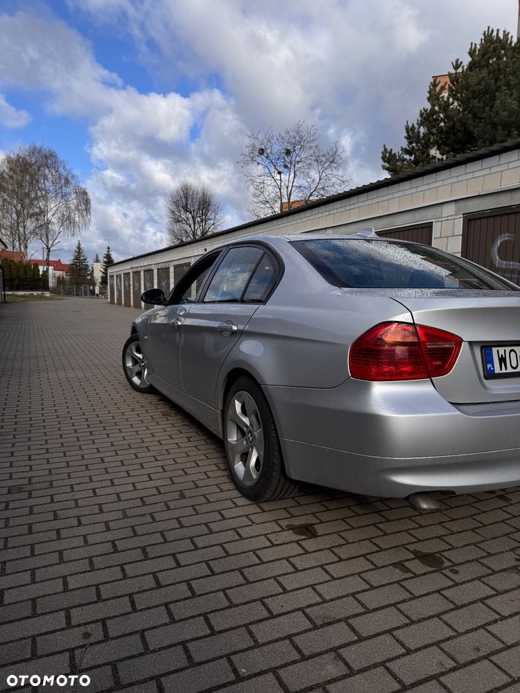 BMW Seria 3 320d - 9