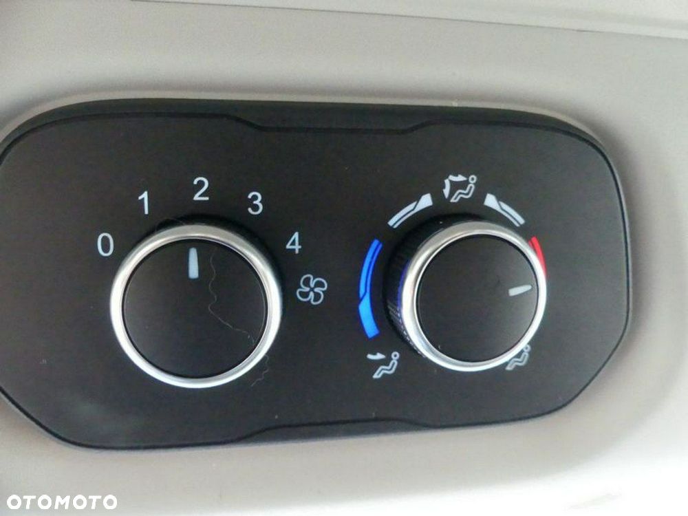 Ford Transit - 10