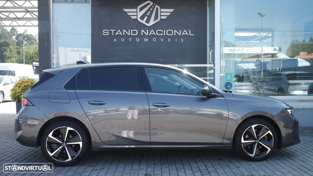 Opel Astra 1.5 D Elegance Aut. - 5