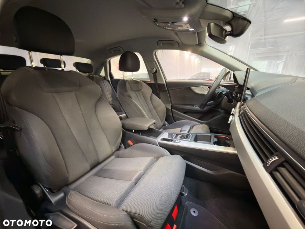 Audi A4 Limousine - 24