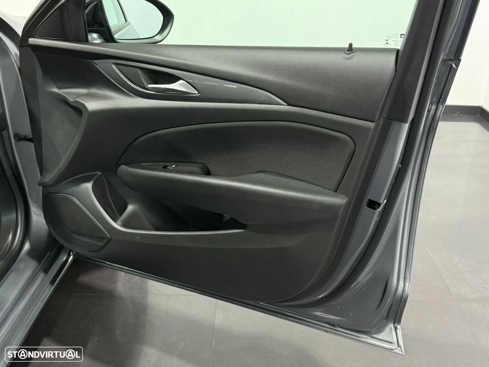 Opel Insignia Sports Tourer 1.5 D Business Edition - 38