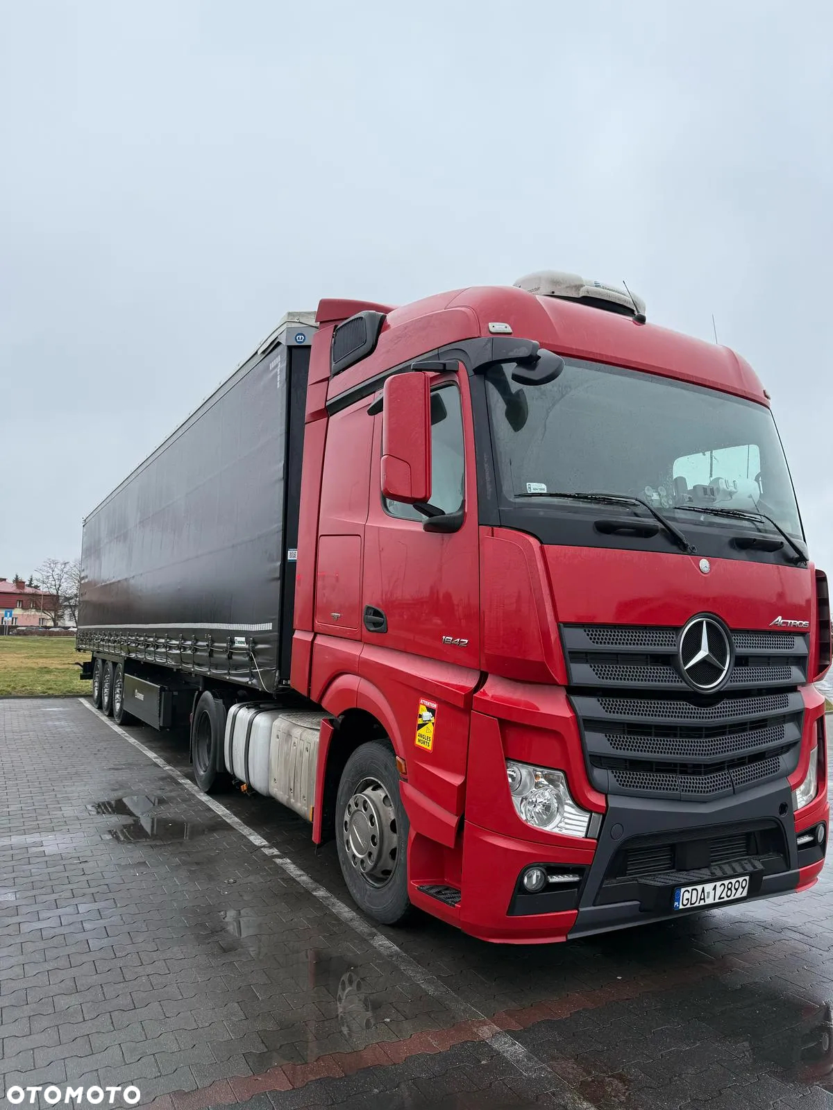 Mercedes-Benz MP4 - 2
