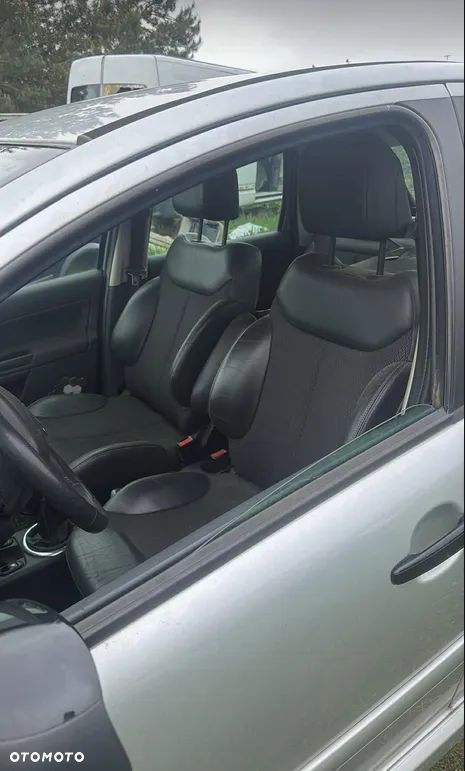 Cześci Komplet FOTELI  kanapa Citroen C3 - 2