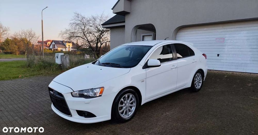 Mitsubishi Lancer - 2