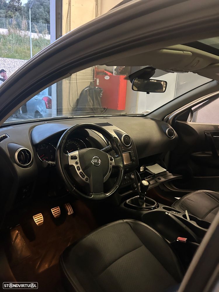 Nissan Qashqai +2 1.6 dCi Tekna Premium 17 360 S&S - 3