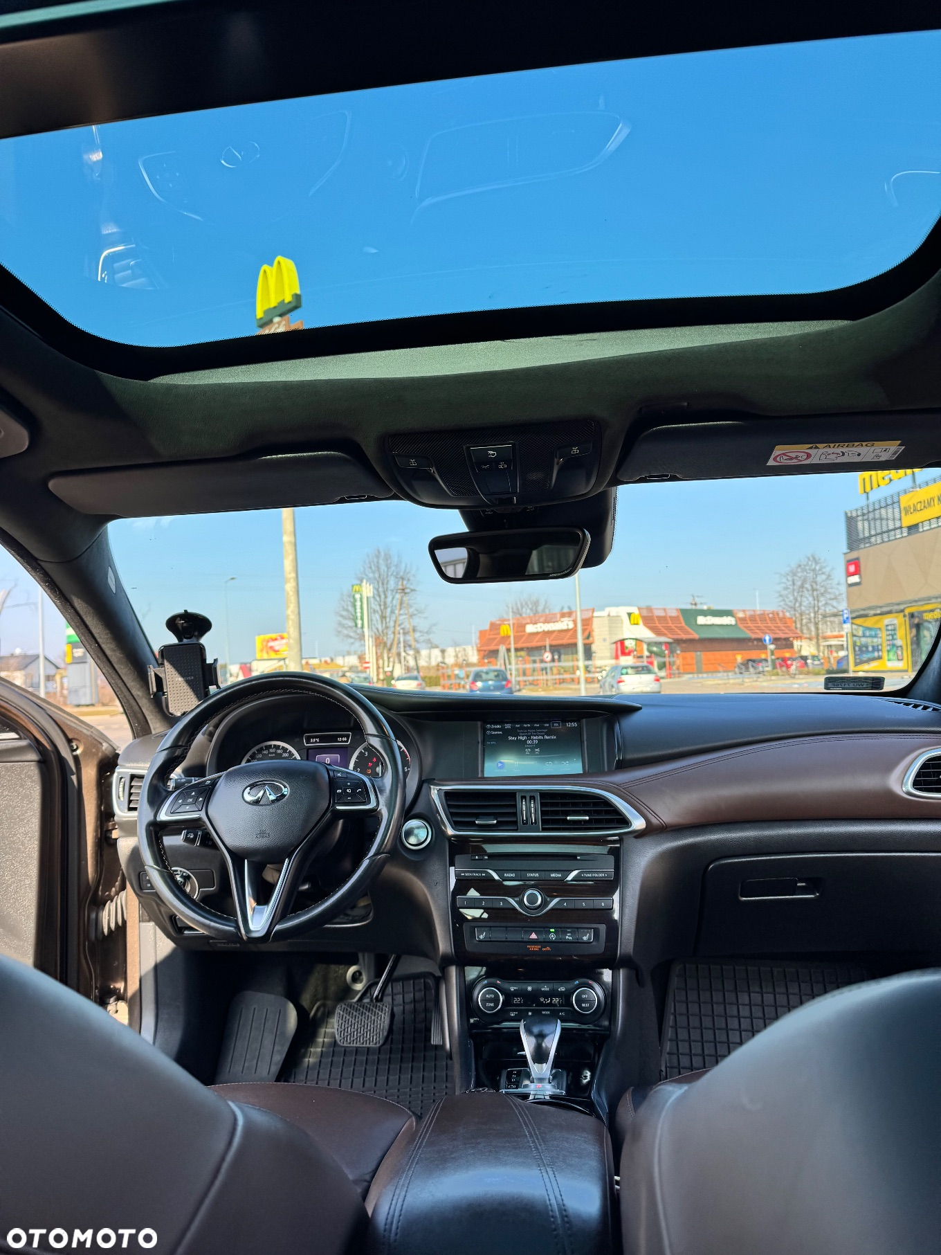 Infiniti QX30 2.2d Premium Tech AWD 7DCT - 35