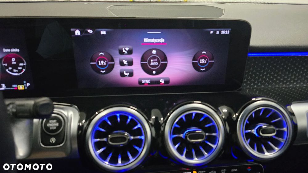 Mercedes-Benz GLB 200 d 8G-DCT AMG Line - 23