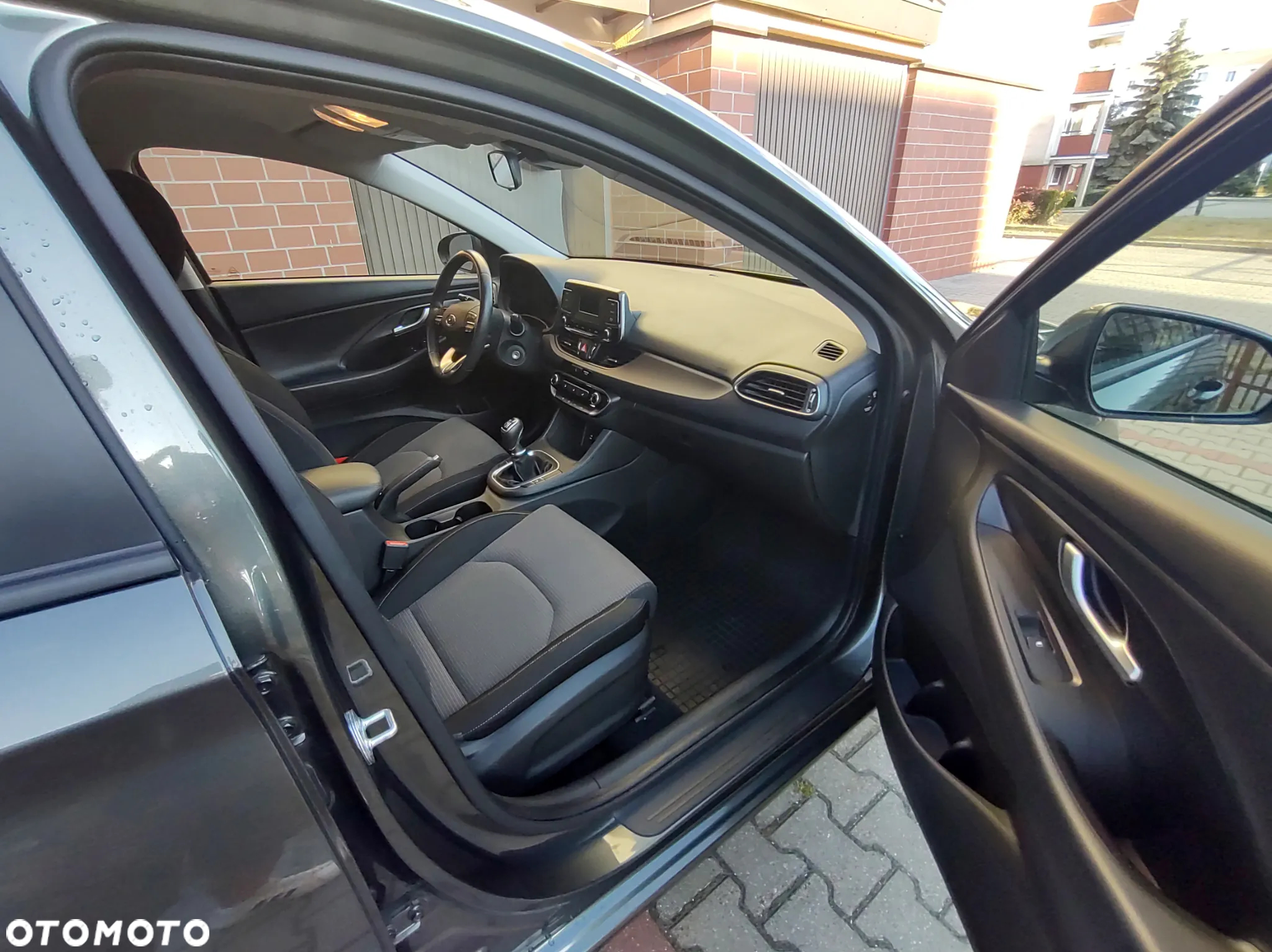 Hyundai i30 1.5 DPI Modern - 30
