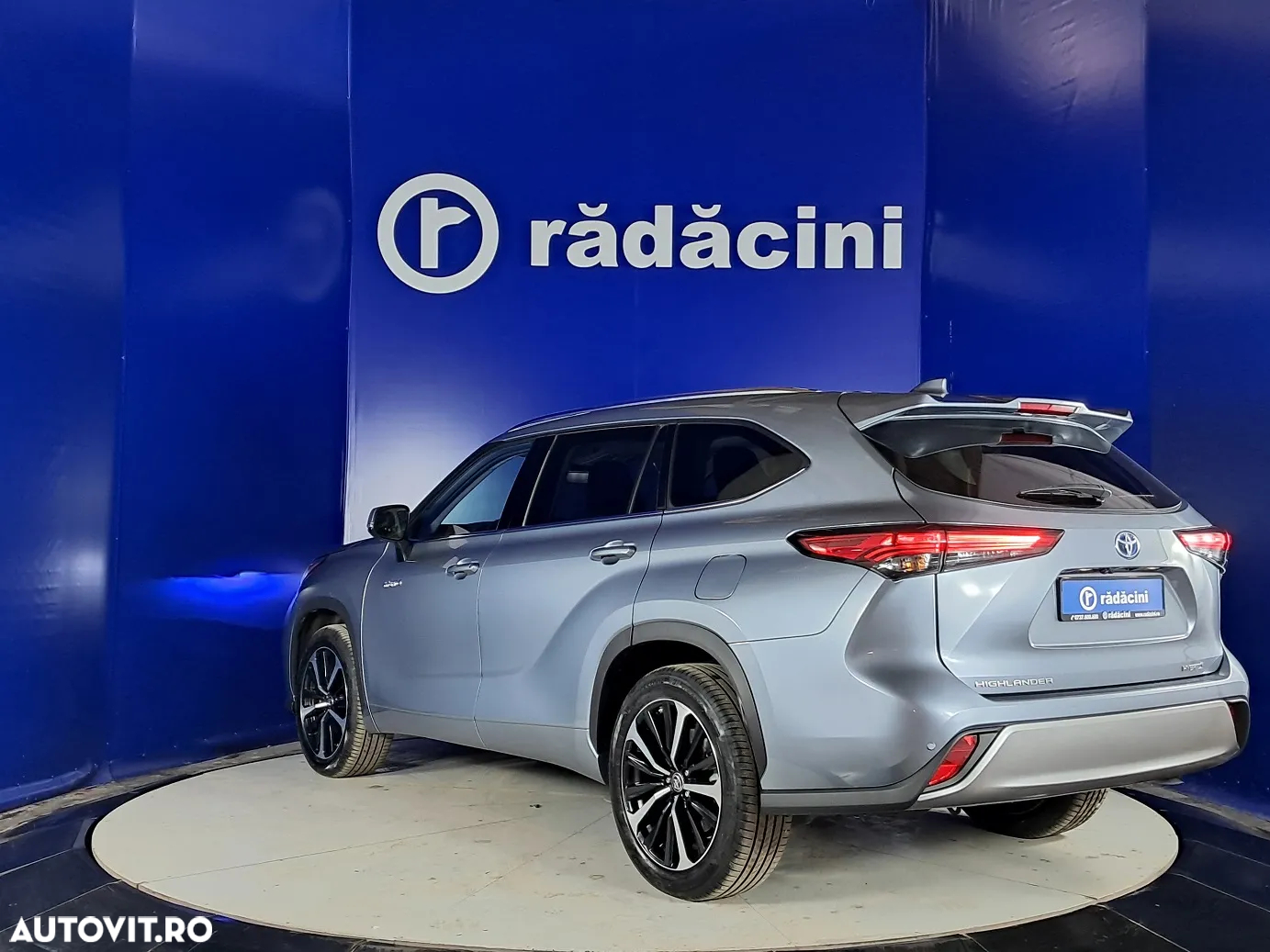 Toyota Highlander - 3