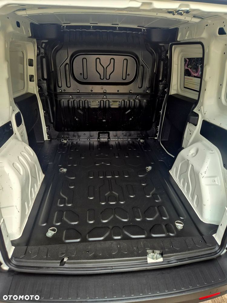Fiat Doblo Active - 22
