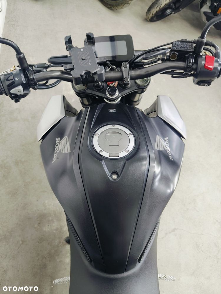 Honda CB - 13