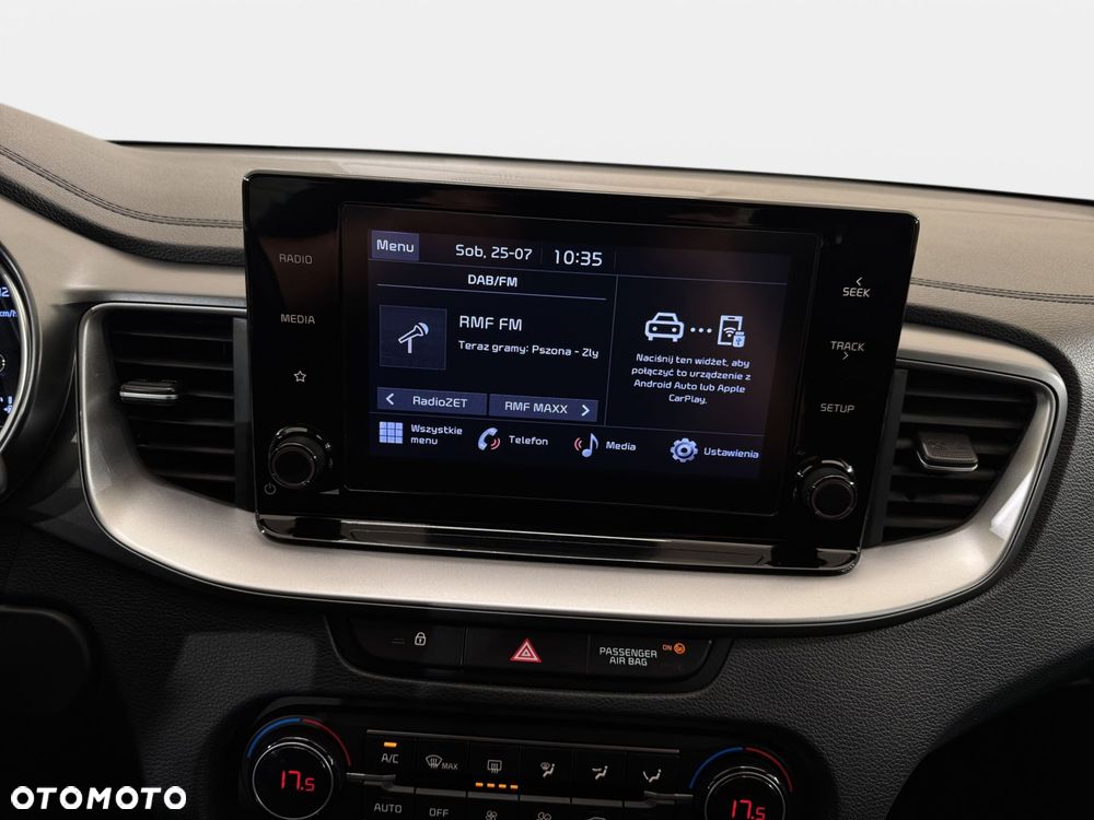 Kia Ceed - 23