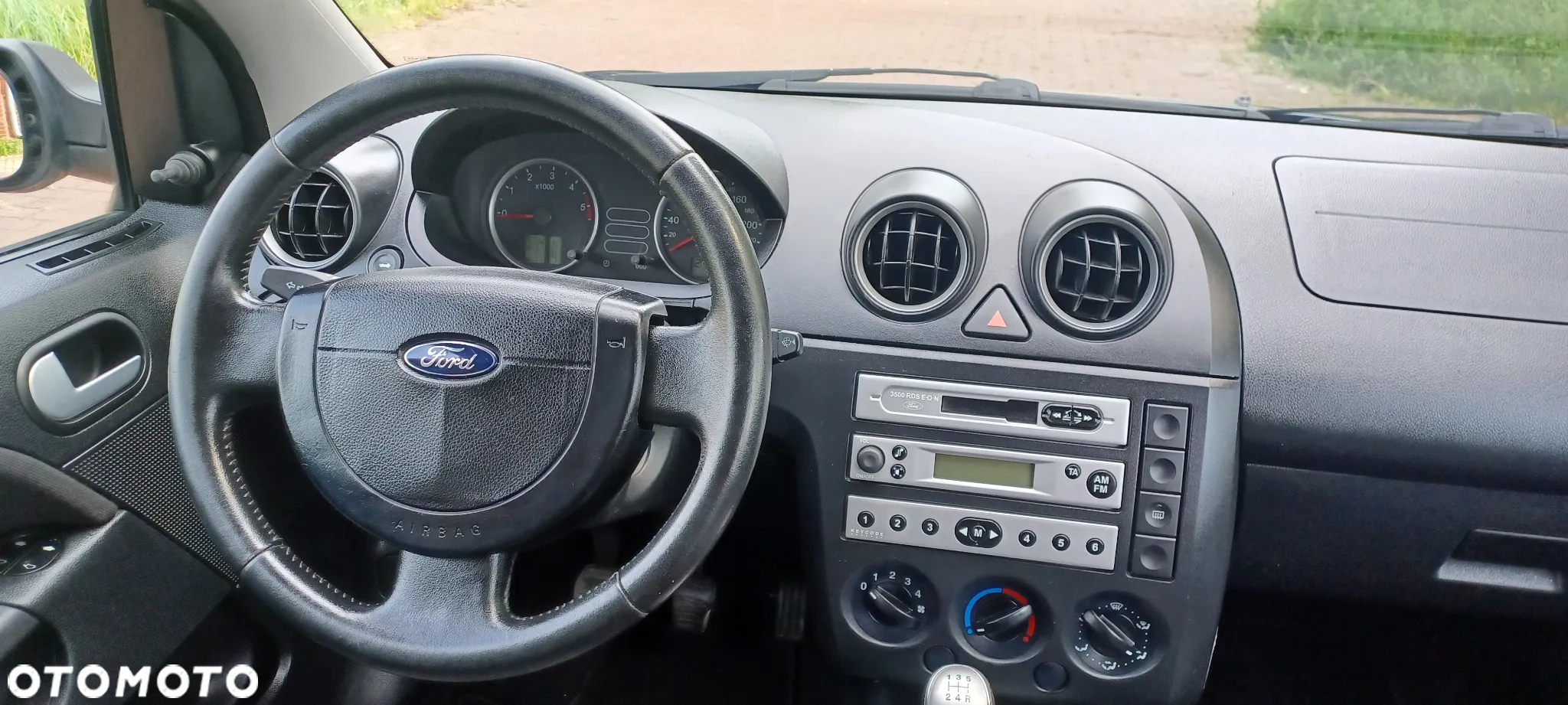 Ford Fiesta 1.4 TDCi Ambiente - 20