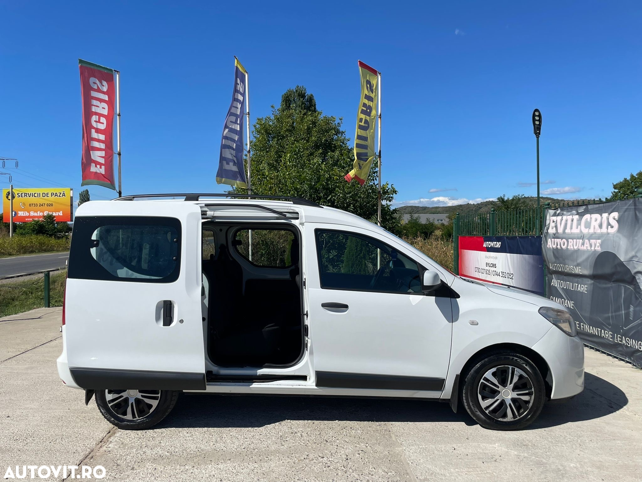 Dacia Dokker 1.5 dCi 90 CP Laureate - 11