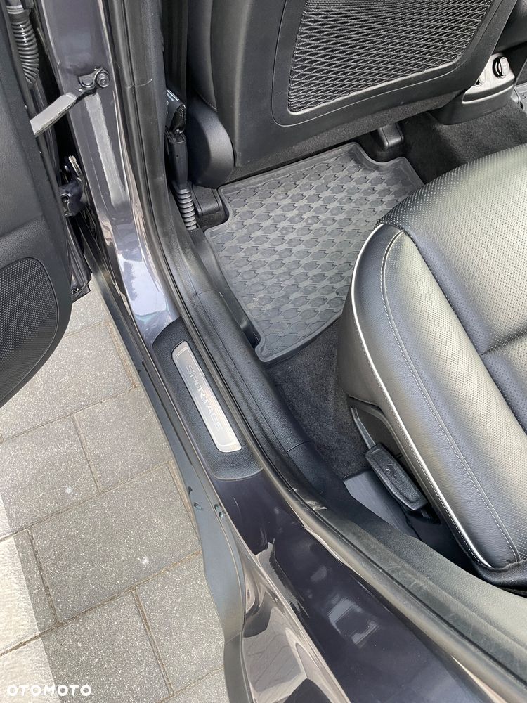 Kia Sportage 2.0 CRDI L AWD - 36