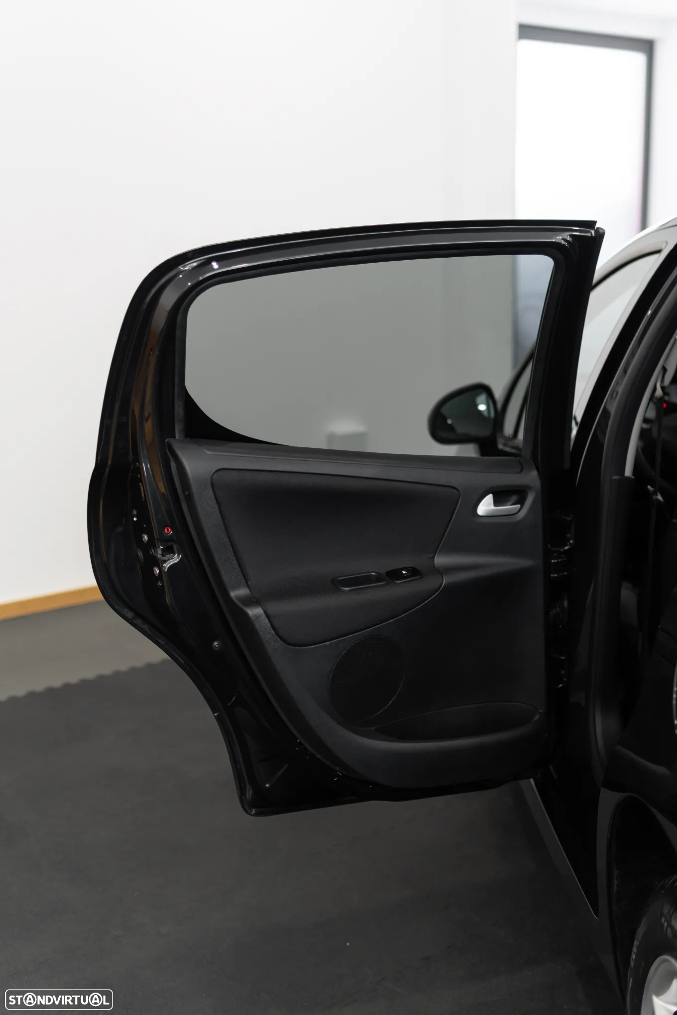 Peugeot 207 1.4 HDi Sport - 20