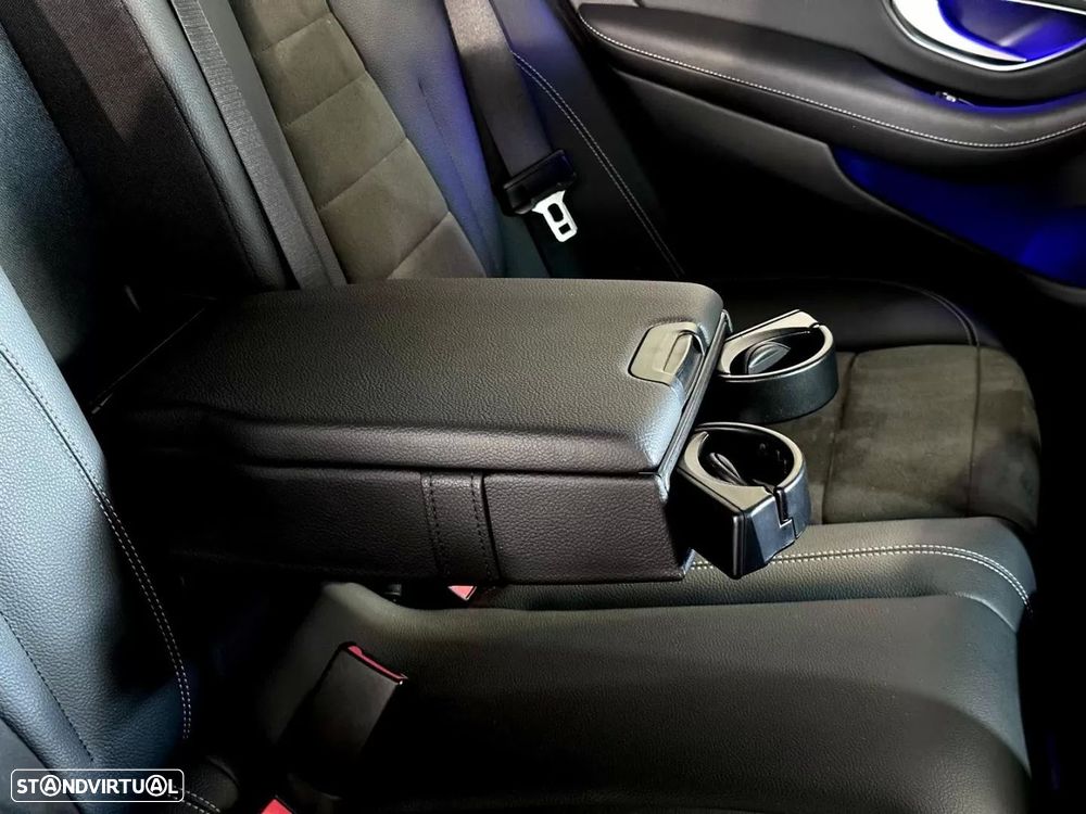 Mercedes-Benz E 300 de 4Matic 9G-TRONIC AMG Line - 19