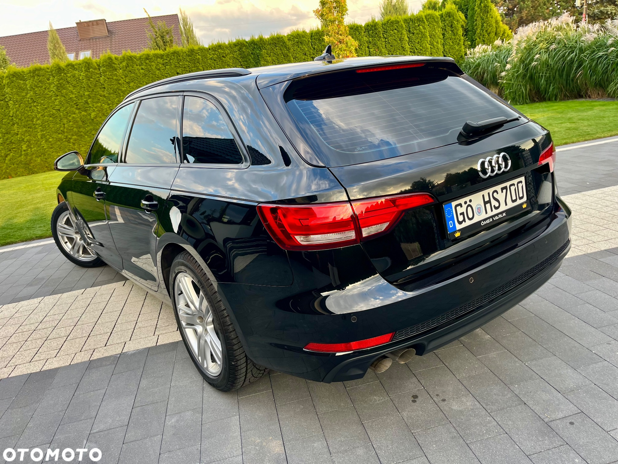 Audi A4 Avant 2.0 TDI Design S tronic - 30