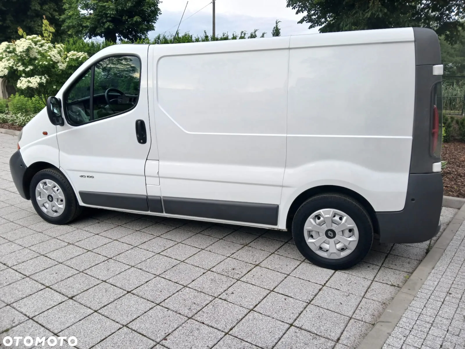 Renault TRAFIC - 10