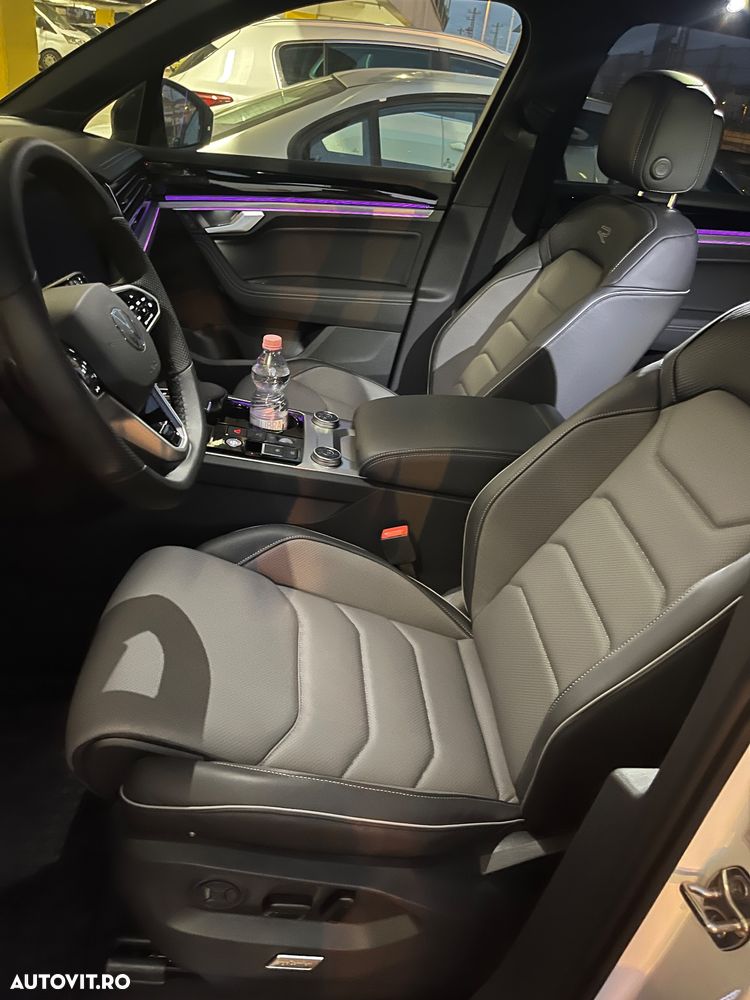 Volkswagen Touareg 3.0 V6 TDI SCR 4Motion Automatik R-Line - 8