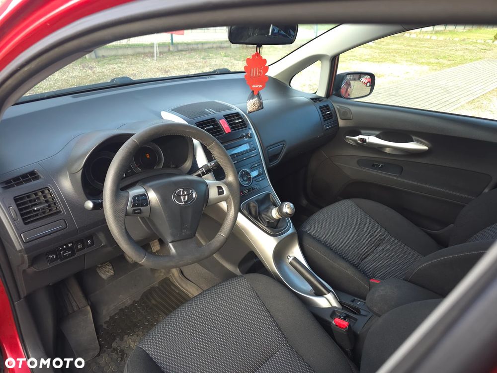 Toyota Auris 1.33 VVT-i Edition - 22