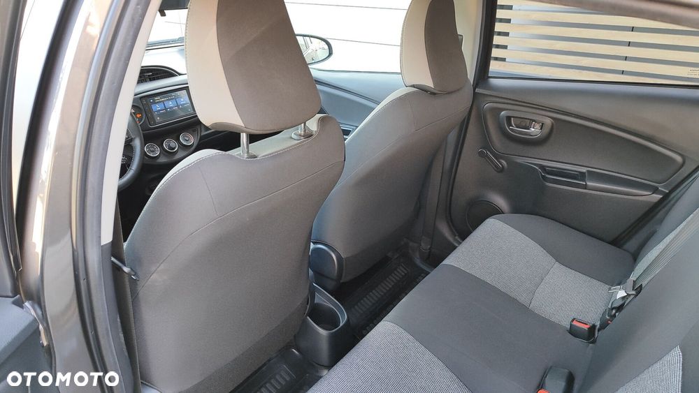 Toyota Yaris 1.5 Premium - 12