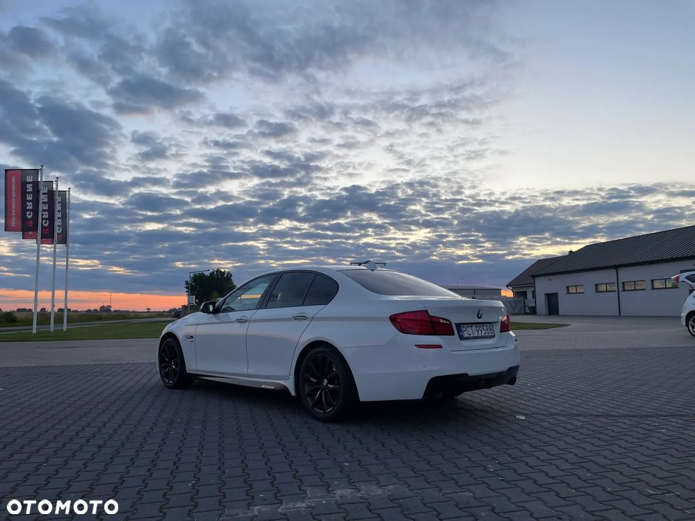 BMW Seria 5 535d xDrive - 5