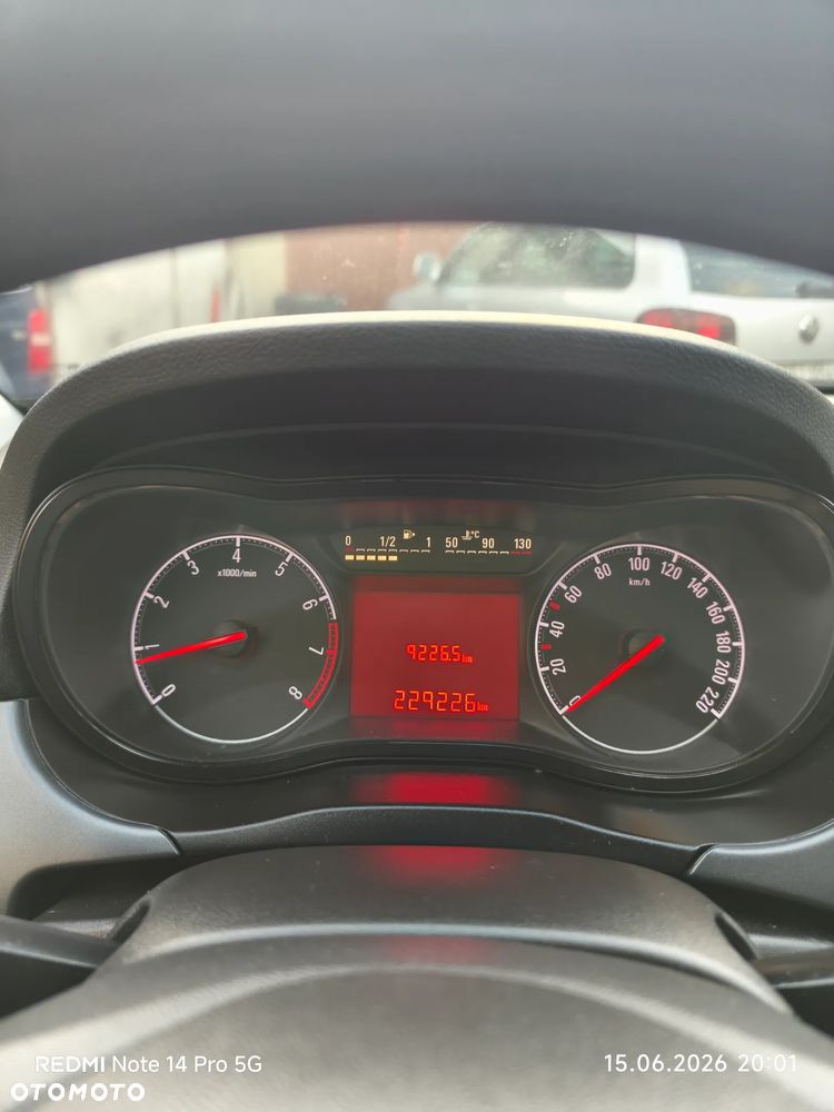 Opel Corsa 1.2 16V Edition / Active - 15